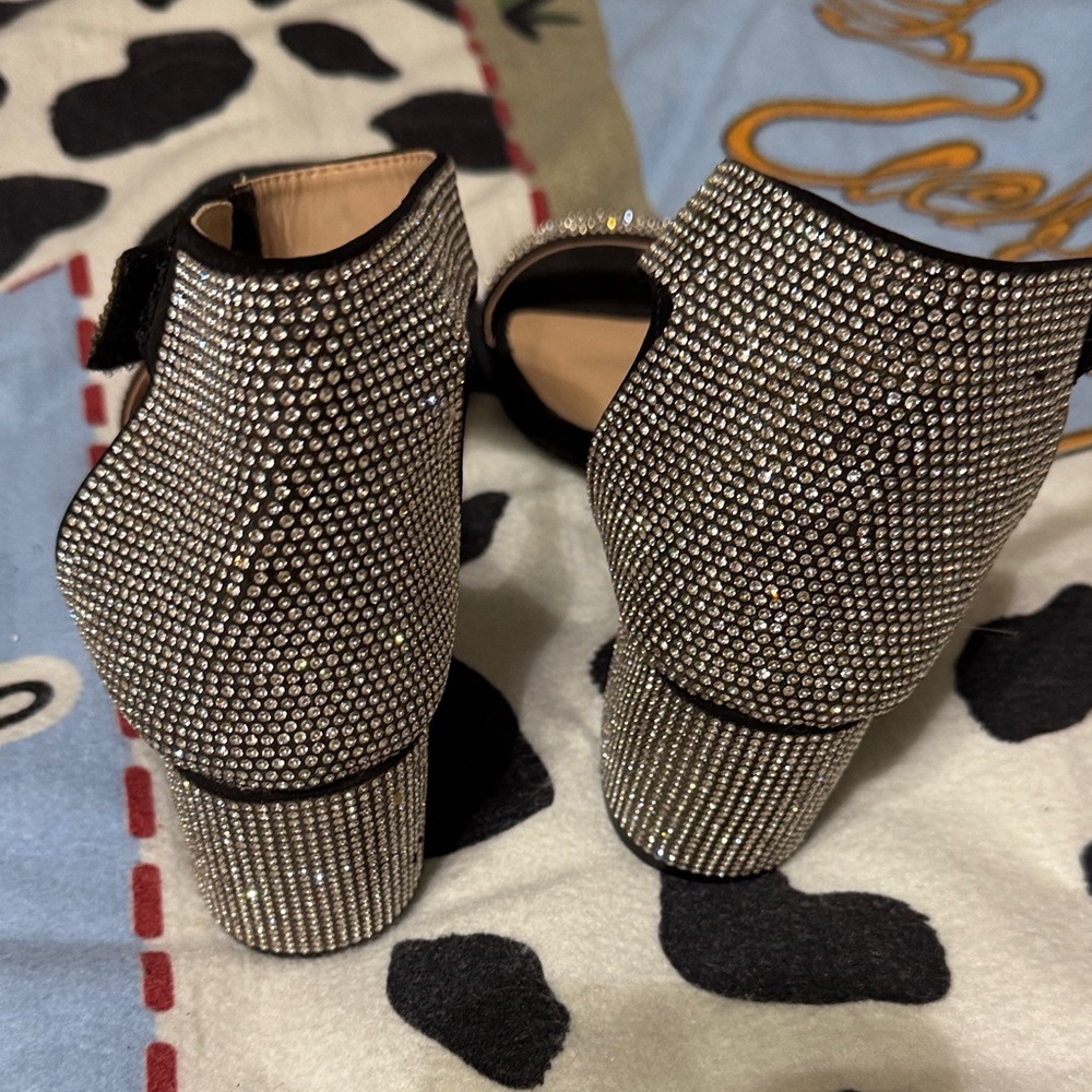 Delicacy Silver Rhinestone Heels - Picture 2 of 8